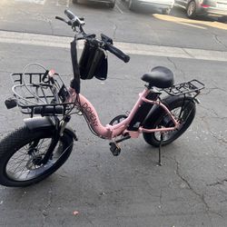 Only Used Twice - Electric Bike - DOHENY EZ FOLDING 3.