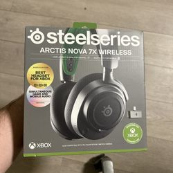 SteelSeries Arctis Nova 7X