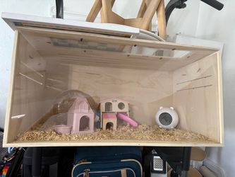 Hamster cage 32”