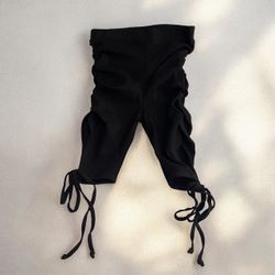 gorgeous shorts with sides ruched fits small