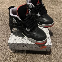 Jordan Retro 4