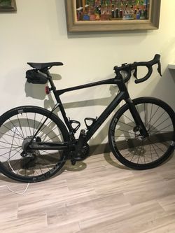 2023 BMC RoadmachineTHREE  - Shimano Ultega Di2 12-Speed- Like New