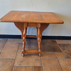 Lammert's End Table
