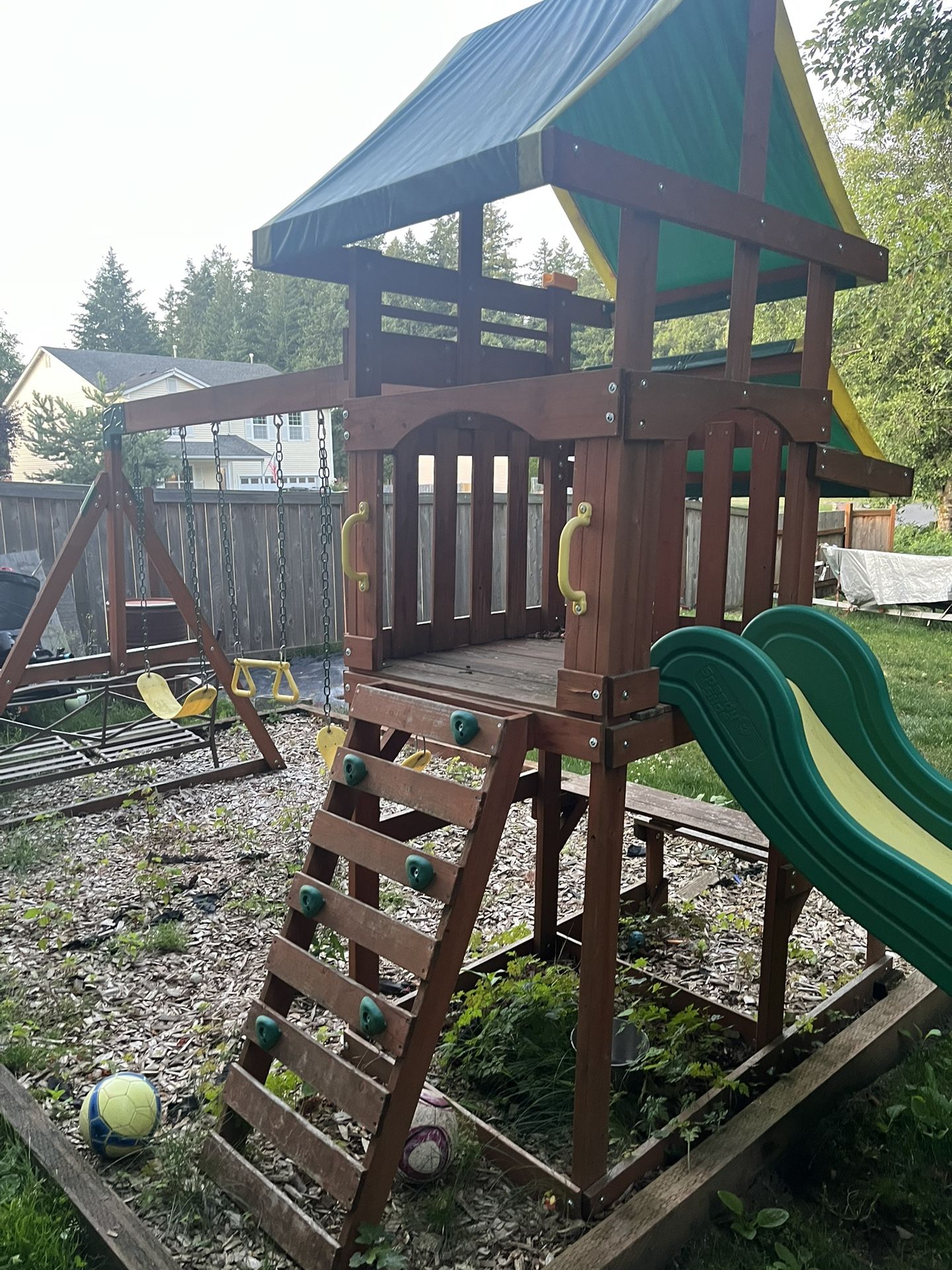 Backyard Discovery