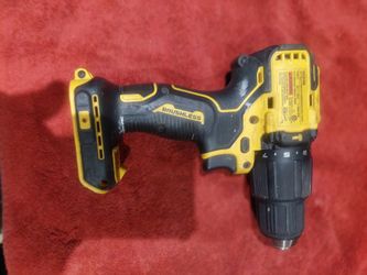 Dewalt  driver drill perfect condicion  brushness  Atomic  65.00