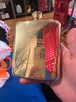 Joe Montana x Gold Bar Whiskey 40th Anniversary limited collector's edition flask.