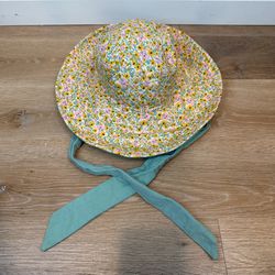 One Size Colorful Floral Print with Green Lined   - 4.5” Brim - 21.5” Inside Circumference - Chain Tie  Gentle Used Excellent Pre-owned Condition Pet/