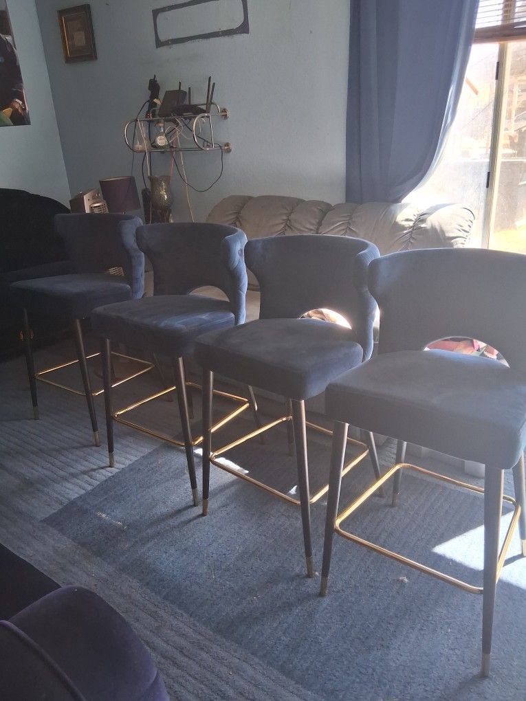 4 Semi New Bar Stools All For $150 Firm