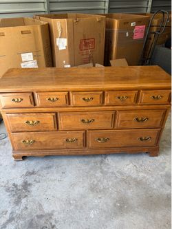 Dresser