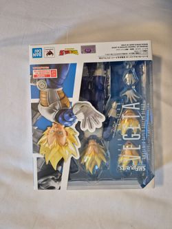 S.H. Figuarts Super Saiyan Vegeta Action Figure