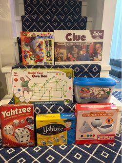 Board Games & Activity Kits
