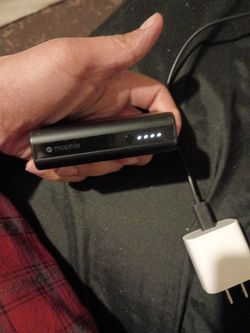 Mophie portable charger. 50$ OBO cash only. Midlothian area.