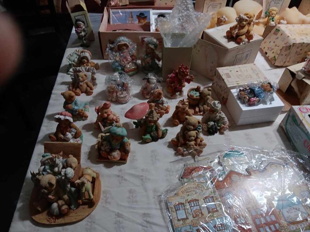 Cherished Teddies Collection