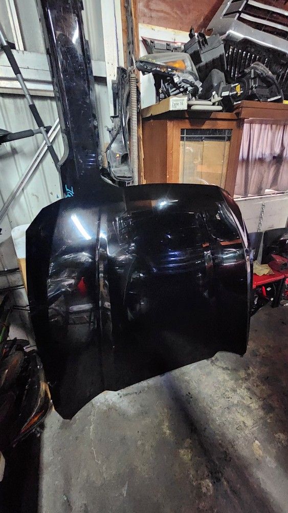 2024-2025 FORD MUSTANG HOOD