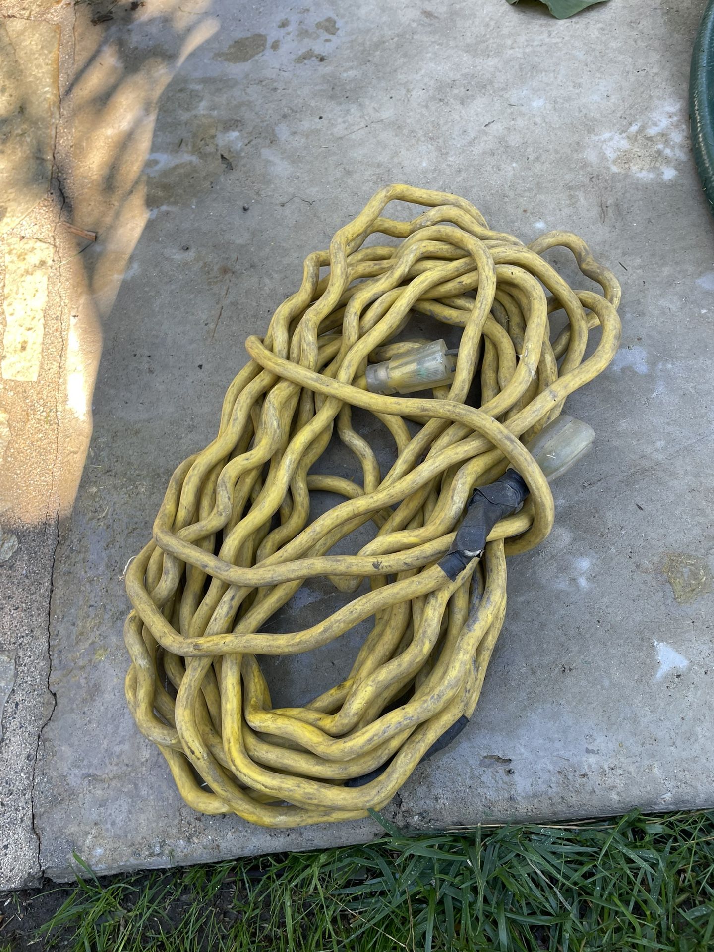 Commercial extension cord 50 feet