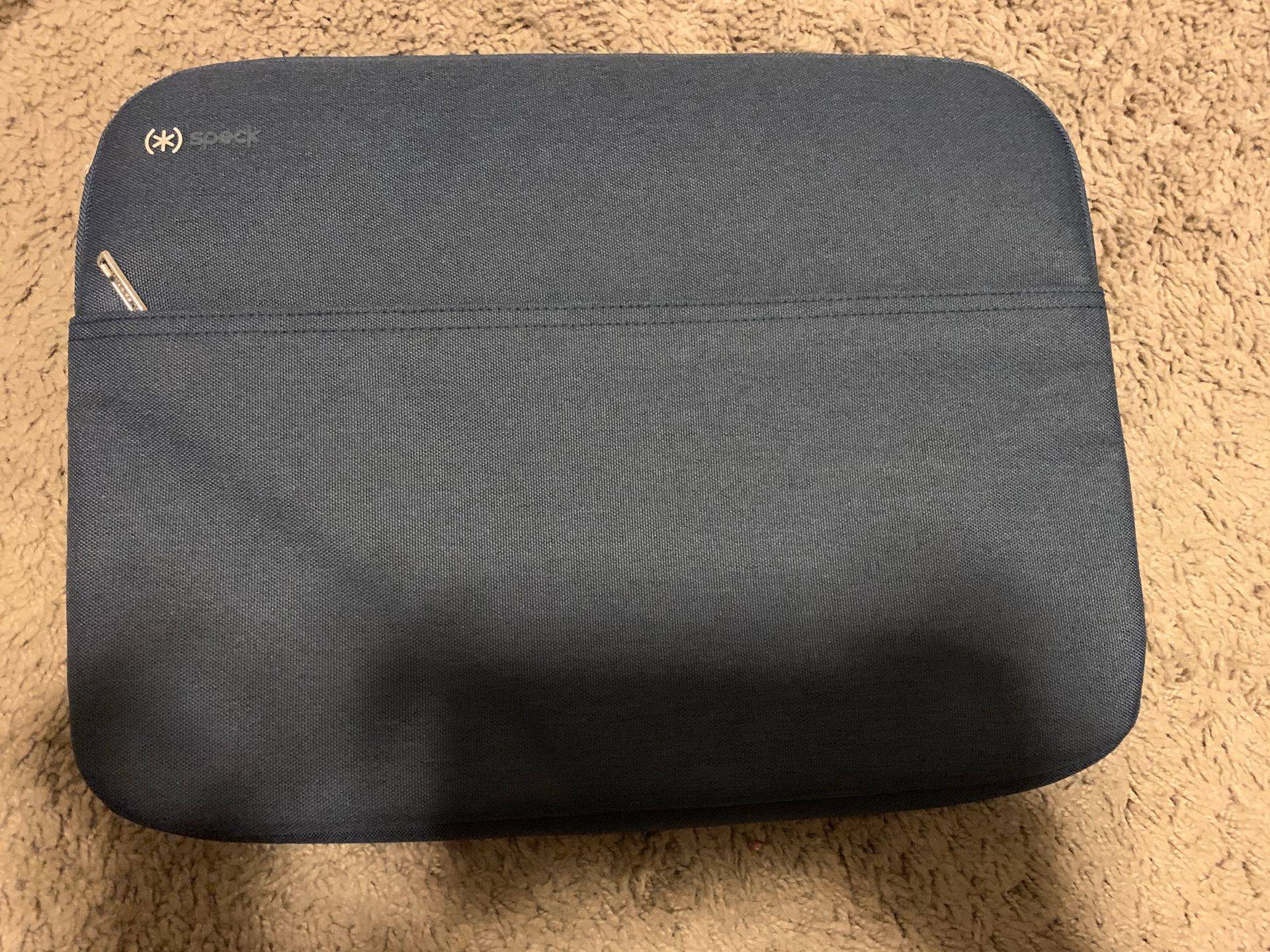 Speck Mac Book Pro 13 Case
