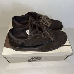 Travis Scott Air Jordan 1 "Velvet Brown"