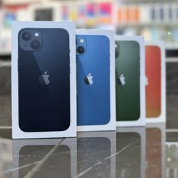 iPhone 13 & iPhone 14 ((Take It Home In Payments/ llévatelo a casa en pagos)