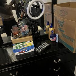 Dresser 