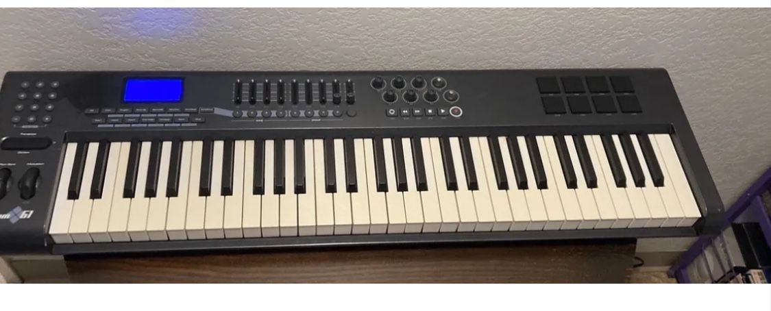 Axiom-61 Pro MIDI Keyboard