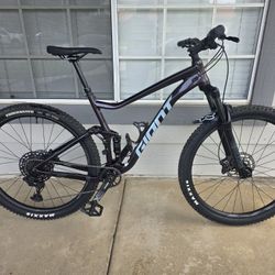 2023 GIANT STANCE 1 MOUNTAIN BIKE... NO TRADES