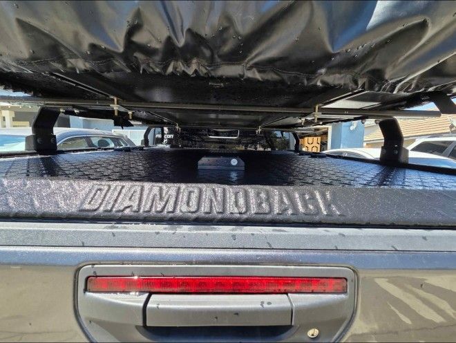 DIAMONDBACK Truck Bed Cover with Front Runner Crossbar for JEEP GLADIATOR