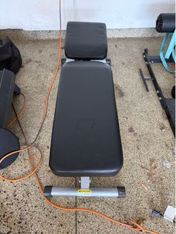 Adjustable workout bench