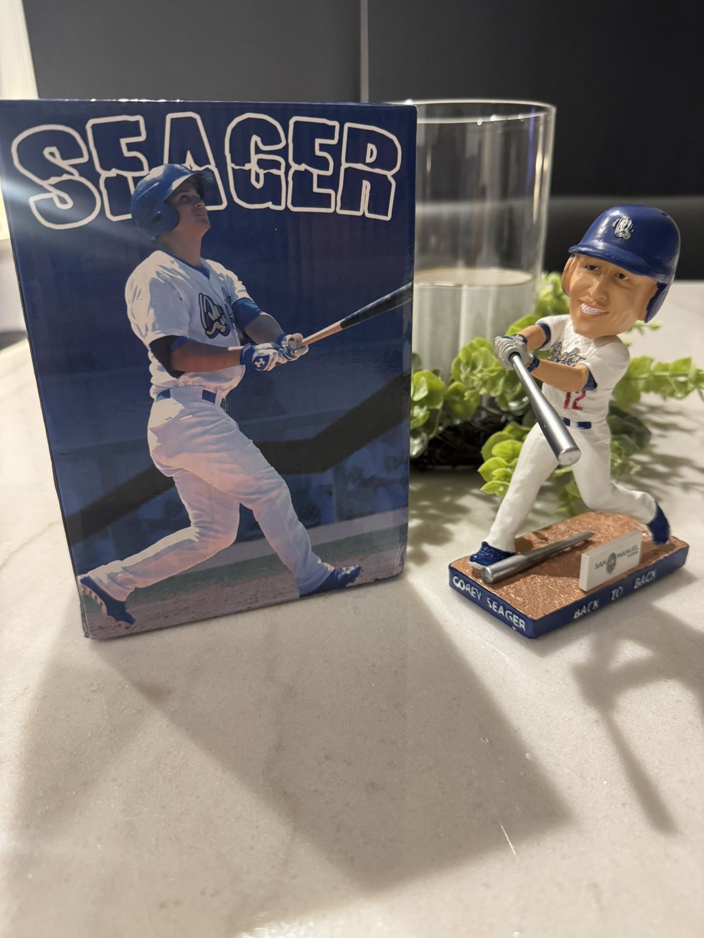 COREY SEAGER 2018 DODGERS QUAKES BASEBALL BOBBLEHEAD