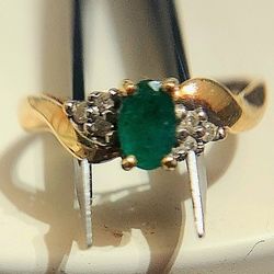 Vintage 10k gold ring with stone 