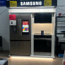 Refrigerador +estufa+ dishwasher+ microwave+ cookware $2699 🤩