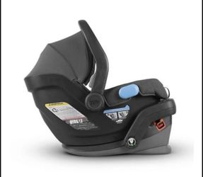MESA Uppababy Car Seat & 2 Bases