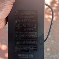 54.6 V E-bike Charger