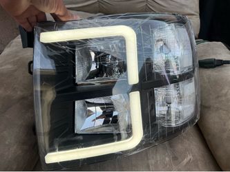 07-13 Chevy Silverado Black Clear LED Headlights