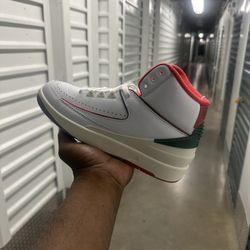 Sz 7y $100 Gucci 2s