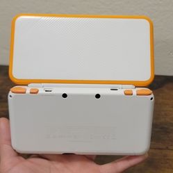 New 2ds XL white + Orange System