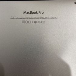 MacBook Pro 15-inch Retina Mid 2014 2.2GHz i7 16GB 256GB ssd