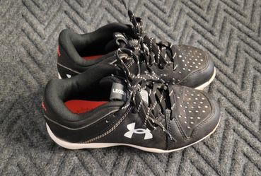 Under Armour Baseball Cleats Shoes Boys Sz 13
