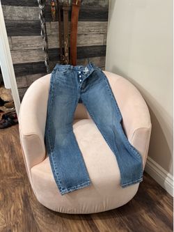 Levi’s women’s jeans- 25x30