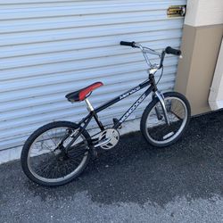 Ultra Rare Mongoose Menace Midschool BMX Beautiful Bicycle