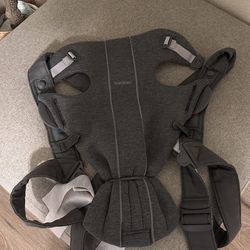 Baby carrier