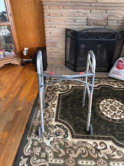 Folding walker