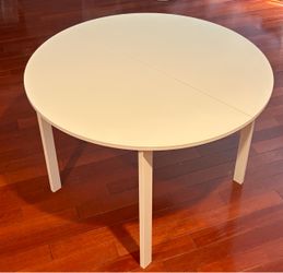 Ikea Vihals Round White Table