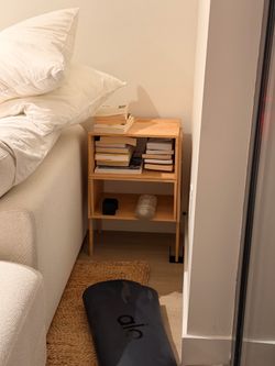 Side nesting tables