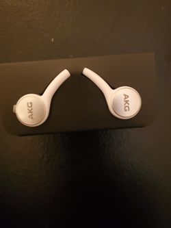 Galaxy S10 earbuds new NOT wireless