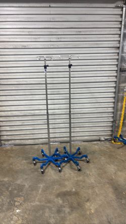 IV Poles