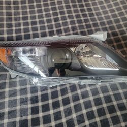 Toyota Sienna 2011 To 2014 Passengers Head Light