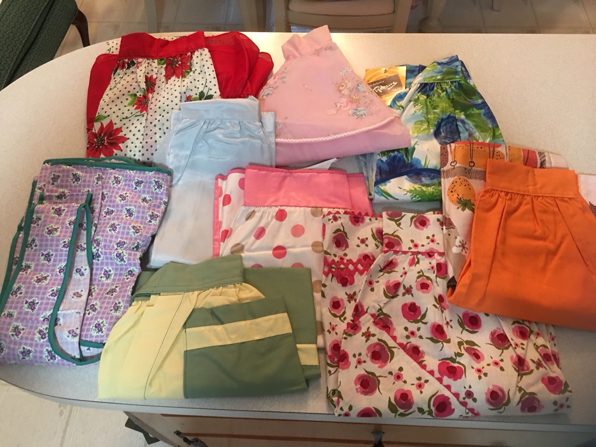 Lot of 9 Vintage Brand New Aprons