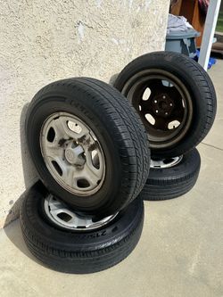 Stock Rims and Tires  for Toyota pic up