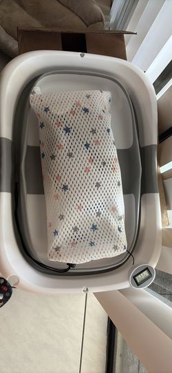 Foldable baby bath