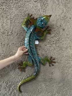 Blue Gecko Wall Art 